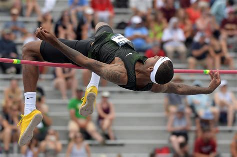 Learn about all the men's high jump world records, as recognized by the iaaf starting with the olympic the high jump was probably the most fluid track and field event of the 20th century, as the. USATF Men's High Jump — "Anything Can Happen" - Track ...