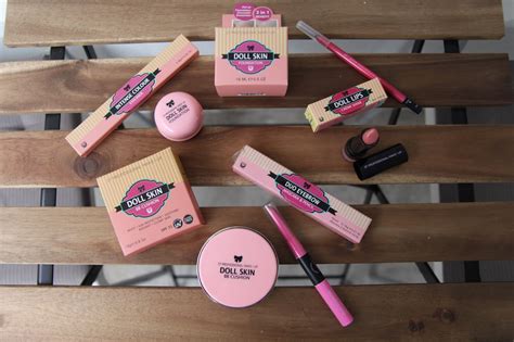 I agreed with all the information that i submit to sendayu tinggi are true. Doll Skin Sendayu Tinggi Makeup Review | Scarf Life by Ain