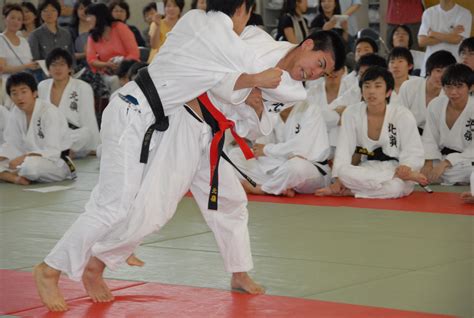 旭化成柔道部 asahi kasei judo team. 高3・柔道大会が終了しました。（13/07/12) | 北嶺中・高等学校