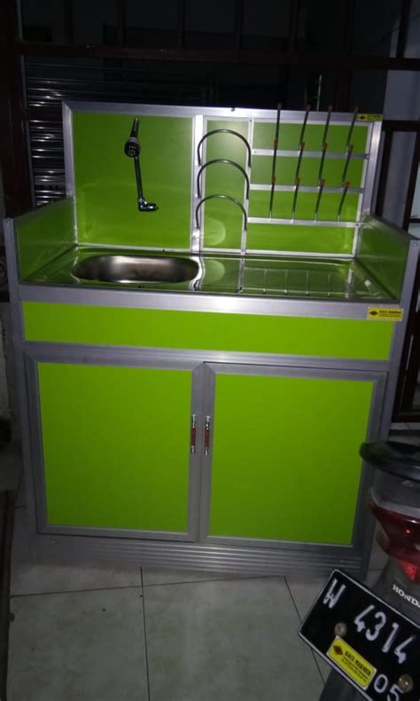 Terutama dengan kegunaannya yang berbeda dan lebih multifungsi. Tempat cuci piring aluminium, Perabotan Rumah di Carousell