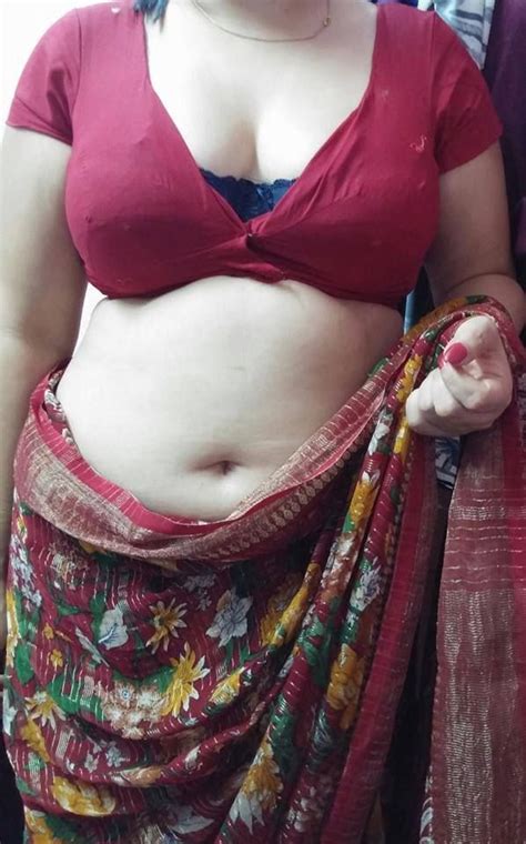 Desi vido hot bhabhy kapree dhote hue big gand. Pin on Nudes