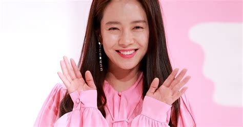 Now i genuinely see intruder movie because of performance of different character of sjh. Song Ji Hyo Returns With Her First Public Drama In 5 Years