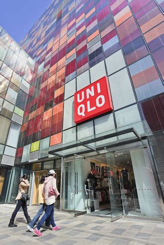 Shop uniqlo.com for the latest essentials for women, men, kids & babies. Uniqlo Closes Chinese Internet Shopping Retail Site ...