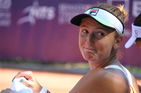 On 22 august 2016, she reached her. Tenis: Irina Begu s-a despărțit de staff-ul tehnic ...