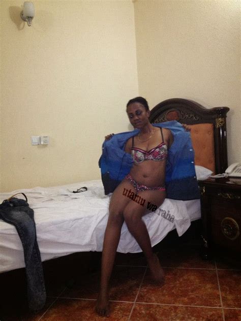 Raha kusugua g spot : ALAANI WATU WANAOJIFANYA KUMKOSOA KWA KUPIGA PICHA ZA UTUPU NA KUZIWEKA KWENYE PAGE YAKE YA ...