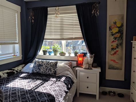 We carry a wide selection of luxurious beds with a distinctive headboards as well as matching dressers and nightstands. My bedroom on a sunny morning (Vancouver, BC ...