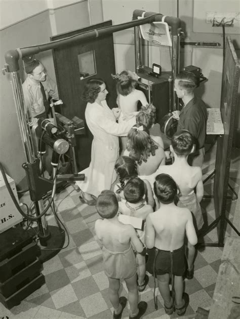 237 415 просмотров 237 тыс. Children lining up for X-ray examination, Italy, May 1945 ...