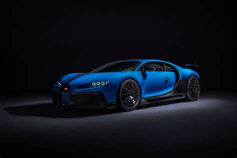 Прямые интернет видео трансляции спортивных матчей: Bugatti Chiron Pur Sport1. Jeden egzemplarz kosztuje 3 mln ...