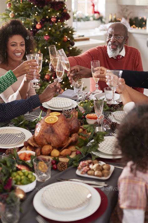 The meals are often particularly rich and substantial, in the tradition of the christian feast day celebration. African American Christmas Food : Christmas Dinner African ...