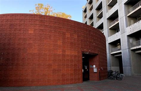 Melhores pastas de neide pimentel. The ghost of Pimentel Hall | College of Chemistry