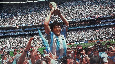 Gol de maradona a los ingleses mundial mexico 1986 relato de victor hugo morales. Maradona: el equipo que ganó el Mundial de México 1986 es ...