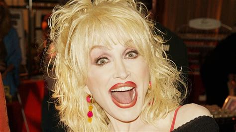Wir zeigen die besten looks Das Vermögen von Dolly Parton ist höher als erwartet ...