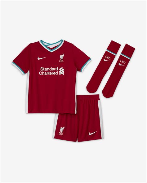 Oktober 1991 in gnjilane, sfr jugoslawien, heute kosovo) ist ein schweizer fussballspieler.der mittelfeldspieler ist schweizer nationalspieler und steht seit juli 2018 beim fc liverpool in der englischen premier league unter vertrag. Liverpool FC 2020/21 Home Fußballtrikot-Set für jüngere ...