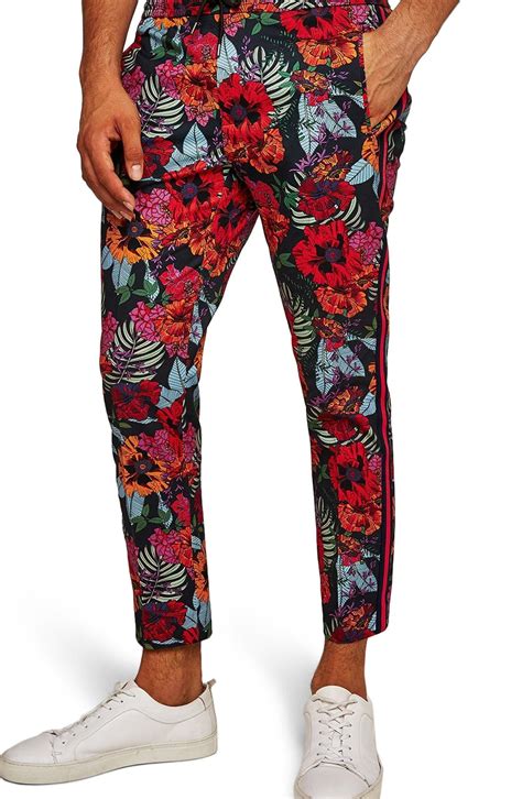 We did not find results for: TOPMAN Topshop Floral Jogger Pants in Red for Men - Lyst