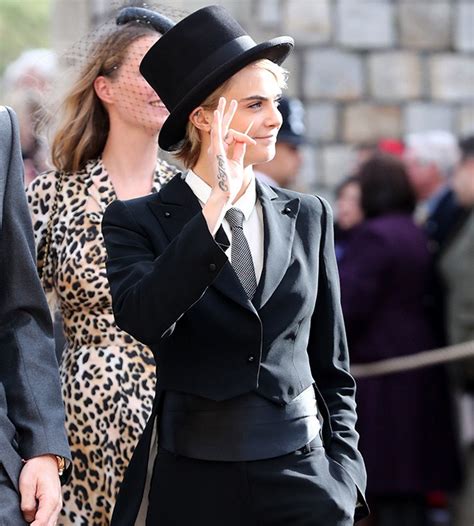 Check spelling or type a new query. Cara Delevingne quebrou o protocolo com o look do ...