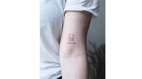 Desain tato simple di tangan | diy cara membuat tato mudah, cara membuat tato modal pena dan bedak, rasa saat. Tato Tulisan Kecil Di Tangan | クールな入れ墨