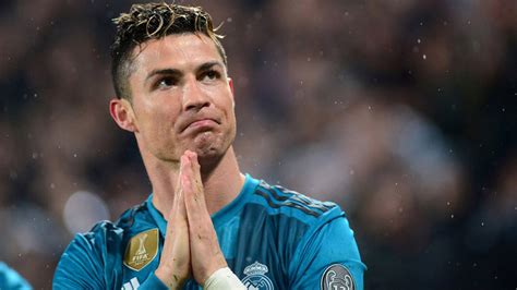 Jul 01, 2021 · ronaldo, who has over 308m followers on the social media platform, can charge advertisers €1.35m per sponsored post, according to hopper hq, a social media marketing firm. Cristiano Ronaldo Movies And Tv Shows : Amazon In Buy ...