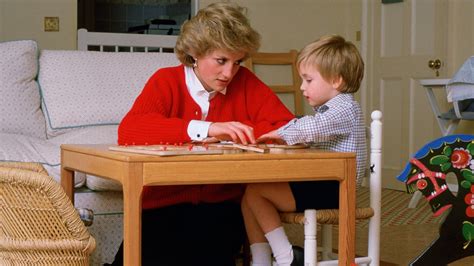 I nie, nie mówię o królewskim weselu (choć, oczywiście, to ekscytujące). 20. rocznica śmierci Lady Di - Co robi William, aby jego ...