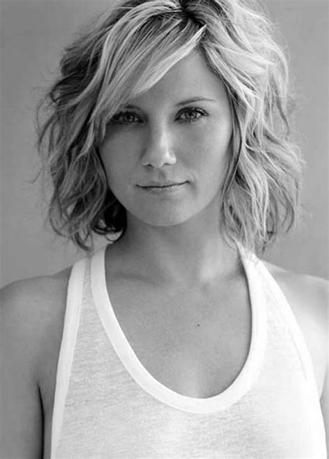 If you doubt about this, just look at the picture above. 10 More Chic Wavy Bob Haircuts - crazyforus