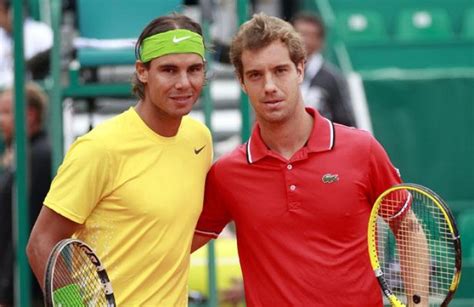 Una philippe chatrier vacía , porque la organización ha programado el partido en la sesión nocturna, a las 21.00 horas, será testigo de un nuevo partido entre rafael nadal y richard gasquet. Richard Gasquet: ´Rafael Nadal e´ mostruoso´