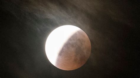 Infolge des unwetters anfang juni wurde den einsatzkräften sogar gedroht: Heute Abend verfinstert sich der Mond - schicken Sie uns ...