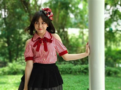 Lihat ide lainnya tentang zara, gambar, fotografi. Adhisty Zara, 10+ Foto Adhisty Zara Pemeran Disa di Film ...