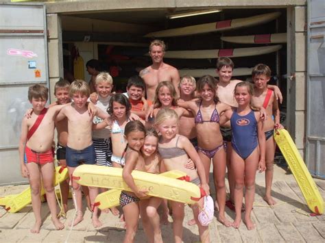 Photos and stories about family nudism naturism for young and young at heart. les jeunes groupe lundi 20 juillet - La vie d'Hossegor ...
