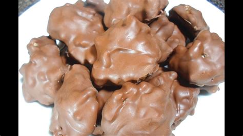 Guys, this turtles candy is simply amazing! How To Make Turtles With Kraft Caramel Candy / Pecan ...