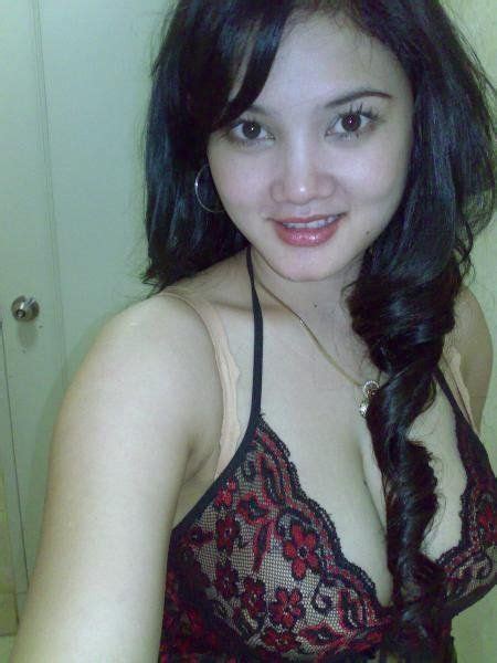 Liburan kali ini mungkin yang terindah selama hidupku. Tante Girang Pamer Meki