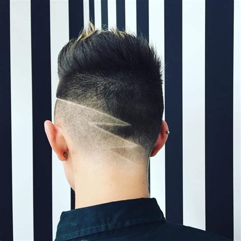 How to get a temp fade. ปักพินในบอร์ด Fade Hair Design