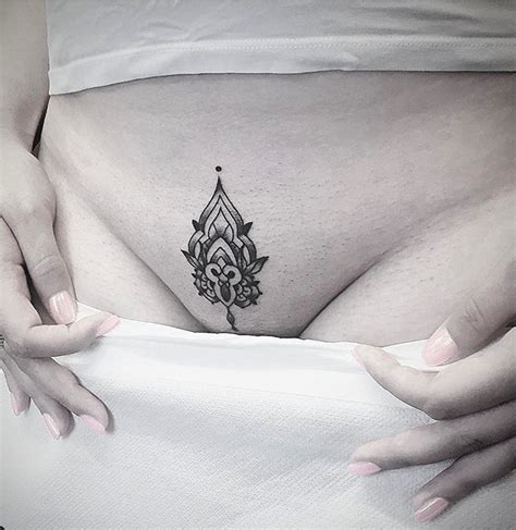 Need help shaving the cutest pubic hair styles? Beautiful pubic female tattoos by Anais B. | pubicstyle
