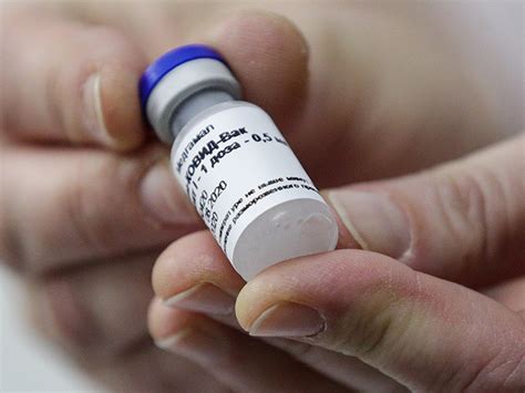 Single vaccine dose leads to 'greater risk' from new coronavirus variants, south african experts warn. COVID-19: Promising results for Russian vaccine