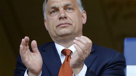 He is a director and actor, known for kormányinfó (2015), kopaszkutya kettö (2011) and princess europe (2020). Hivatalos: Orbán Viktor 250 ezer forintot takarított meg tavaly - Propeller