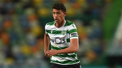 Matheus luiz nunes (born 17 august 1998) is a brazilian professional footballer who plays as a midfielder for sporting cp. A BOLA - Matheus Nunes dá vantagem ao Sporting nos ...