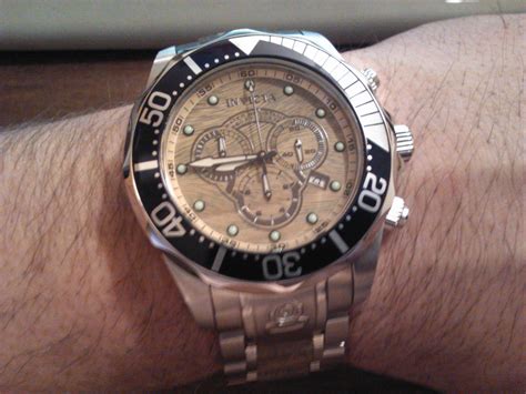 How to remove links from invicta sea spider polyurethane bracelet. My own Invicta Grand Diver Chronograph with real wood ...