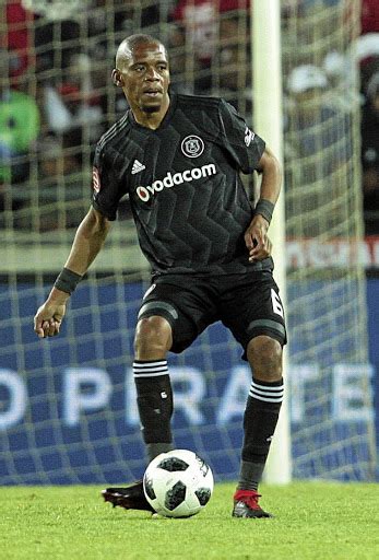 Chippa united fc hereby confirms that the team has with immediate effect appointed lehlohonolo simon seema as its head coach on a 3 year contract. Chippa United coach unfazed by Orlando Pirates duo snub