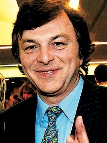 Find top songs and albums by pavel trávníček, including princové, já mám devět kanárů and more. Pavel Trávníček fotka