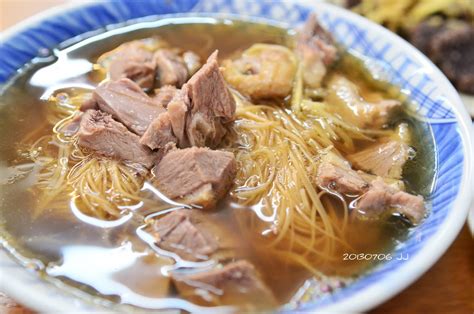 Definition of 鴨肉, meaning of 鴨肉 in japanese: 寶貝成長誌: 土庫好滋味～阿海師當歸鴨肉麵線