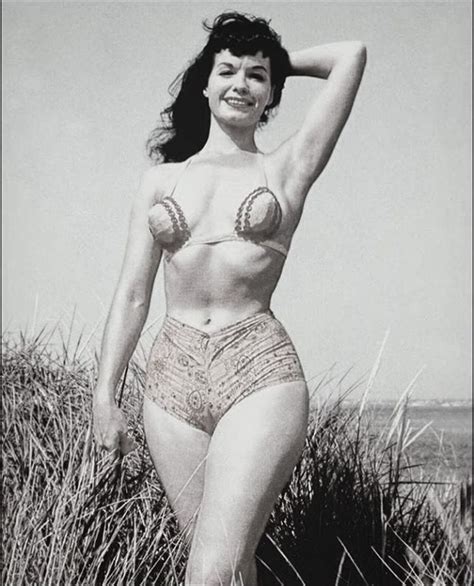 Amateur photographer jerry tibbs discovers her walking on the beach at coney island and she agrees to model for him. Picture of Bettie Page