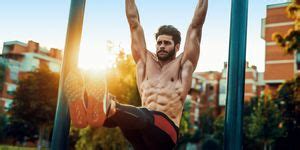 The video summarizes henry cavill's workout and training process before starting the role of geralt in the witcher netflix series. Henry Cavill: His 20-Minute Workout Hack for The Witcher ...