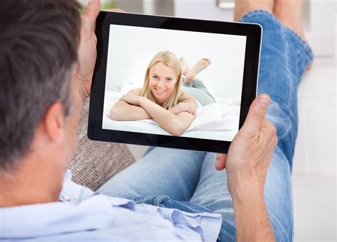 Are these dating sites for seniors over 60 hard to use? How to Choose the Right Dating Website for You | Over 60's ...