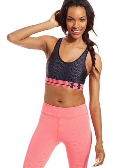 It just looks like a sports bra under a tshirt. Under Armour Heatgear® Alpha Printed Compression Sports ...