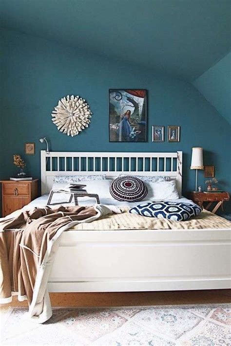 Retro letto | 15 idee per rinnovare. Idee per arredare la camera da letto con il verde petrolio ...