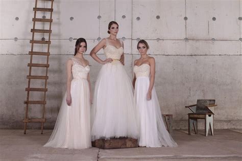 We would like to show you a description here but the site won't allow us. Bridal Yearbook 2013 by Carlos Bacchi Atelier | Bacchi