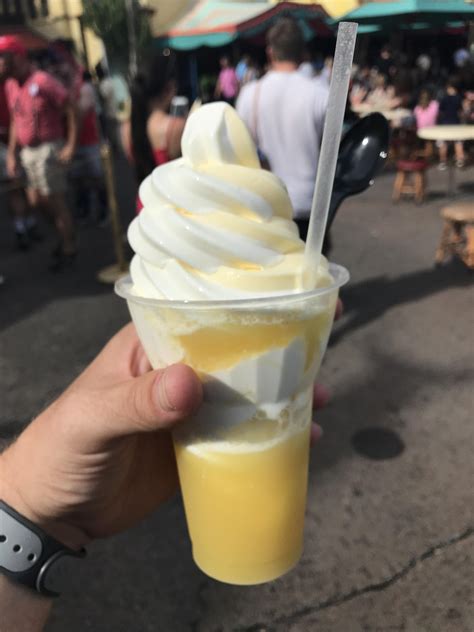 March 29, 2018 by jeffrey | leave a comment disclosure: I ate Dole whip pineapple float : food