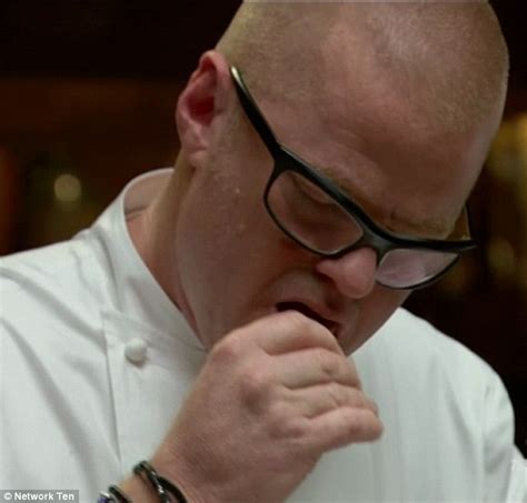 Hoy vamos a preparar una mousse de chocolate, con un sabor muy marcado, si os gusta el chocolate negro os gustará esta mousse. MasterChef Australia 100 step recipe made by Heston ...