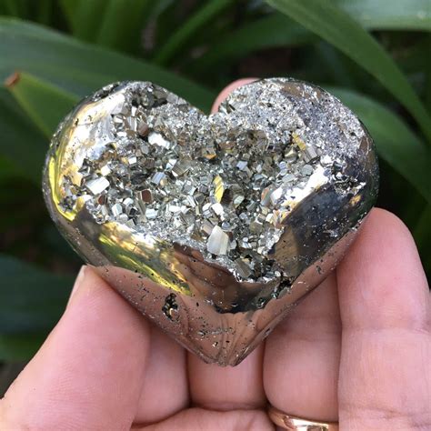 Learning how to identify both gold and pyrite is one of the first skills that any gold prospector should learn. Golden Pyrite Hearts are now available! (With images ...