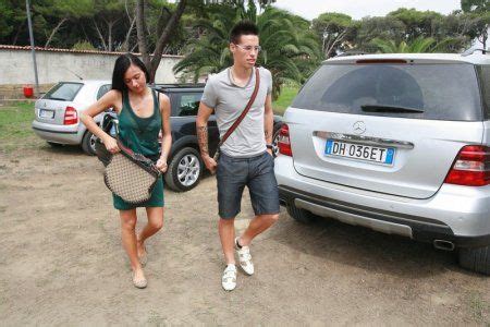 Trabzonspor marek hamsik bombasını patlattı! Marek Hamsik with Girlfriend in Pics | FOOTBALL STARS ...