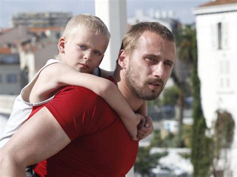 De rouille et d'os est un film réalisé par jacques audiard avec marion cotillard, matthias schoenaerts. Matthias Schoenaerts nu al de grote held van Cannes! - Cinevox