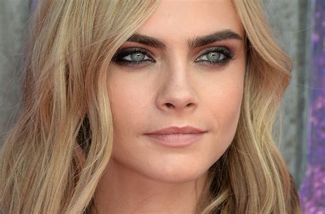 One of her more notable tattoos is the lion that she has on her right pointer finger. Cara Delevingne Has a New Snake Tattoo With a Really ...